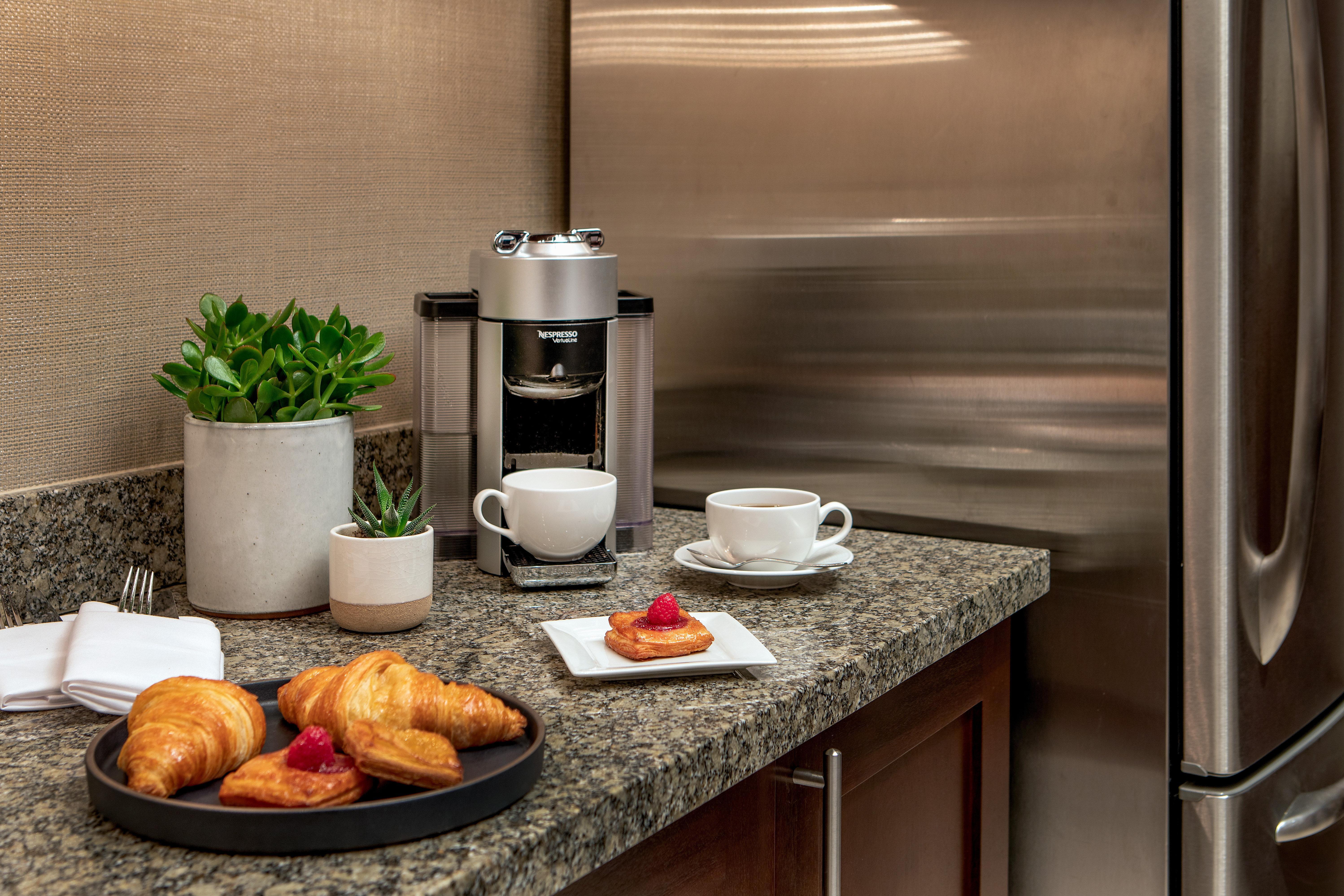 Intercontinental Boston By Ihg Ξενοδοχείο Εξωτερικό φωτογραφία A single serve coffee machine