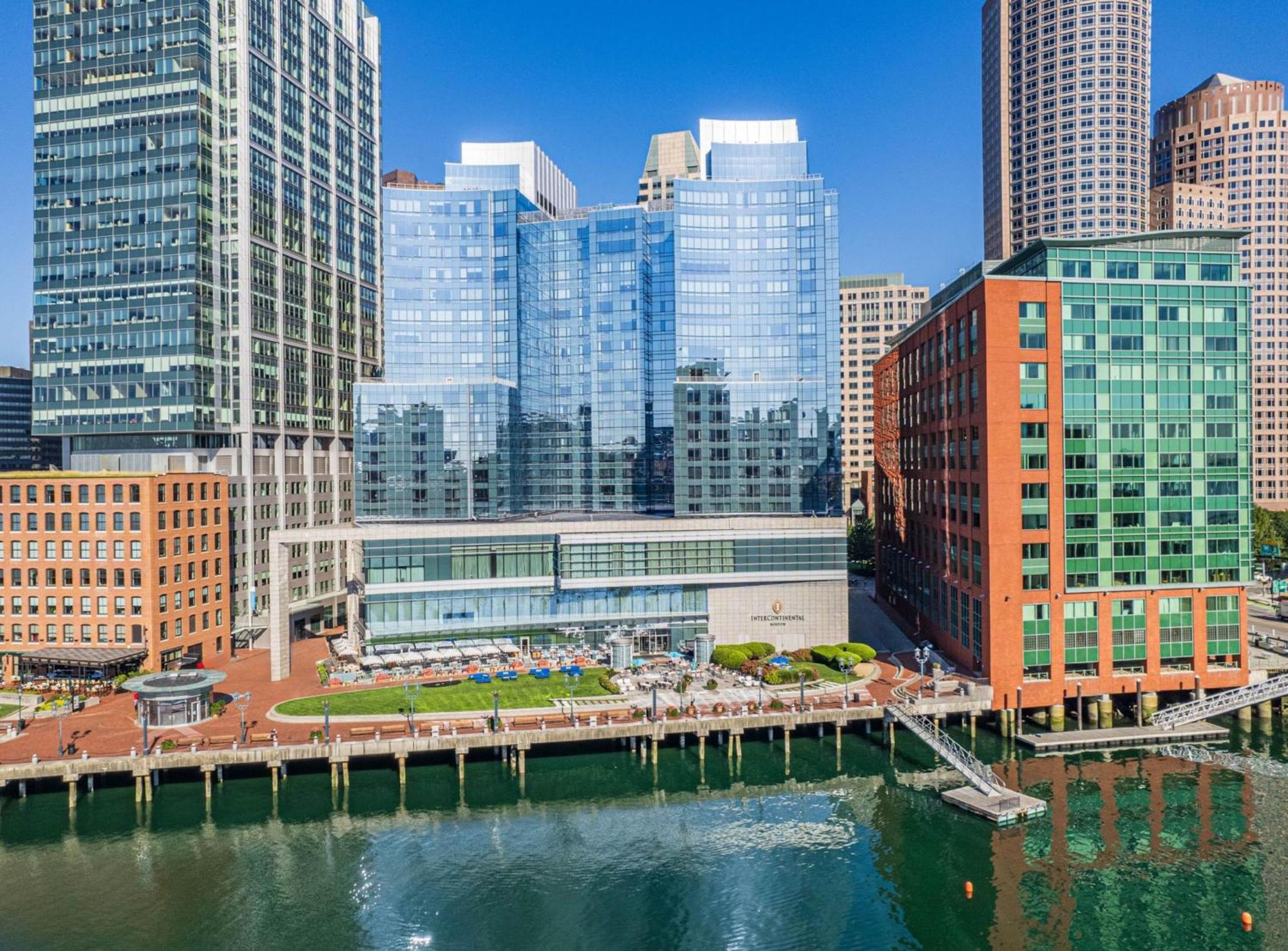 Intercontinental Boston By Ihg Ξενοδοχείο Εξωτερικό φωτογραφία The Boston Convention and Exhibition Center